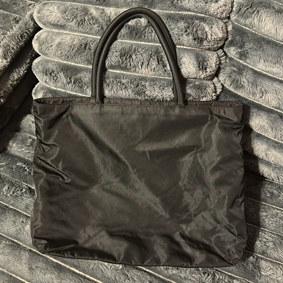 Vintage Prada Black Nylon Tote Bag with Leather Handles - Picture 8 of 11